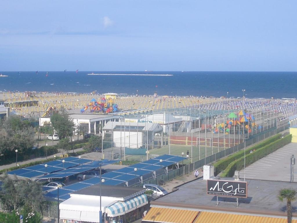 Hotel Metropol Sottomarina Exterior foto